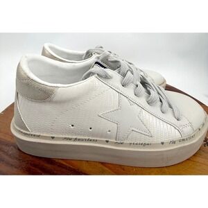 SHU SHOP Reba Embossed Star Sneakers Women's Size 7 White Casual Comfortable